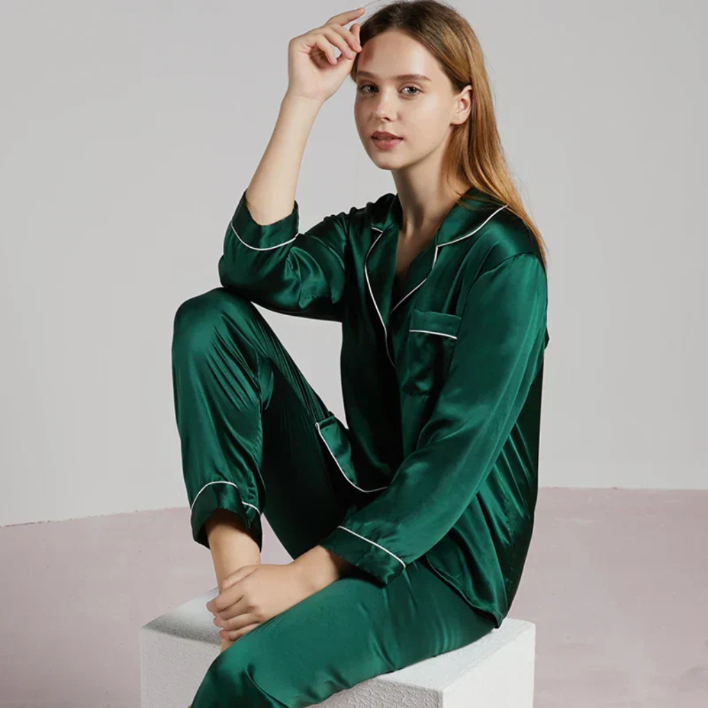 Silk Pyjamas – Elegant Nightwear for Women