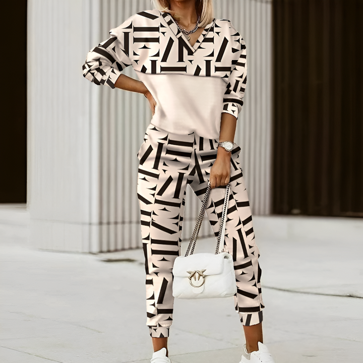 Women’s Tracksuit Set