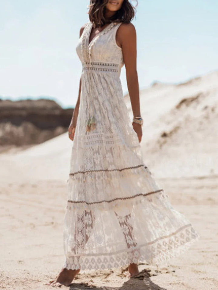 Boho-Chic Lace Maxi Dress – Effortless Summer Elegance