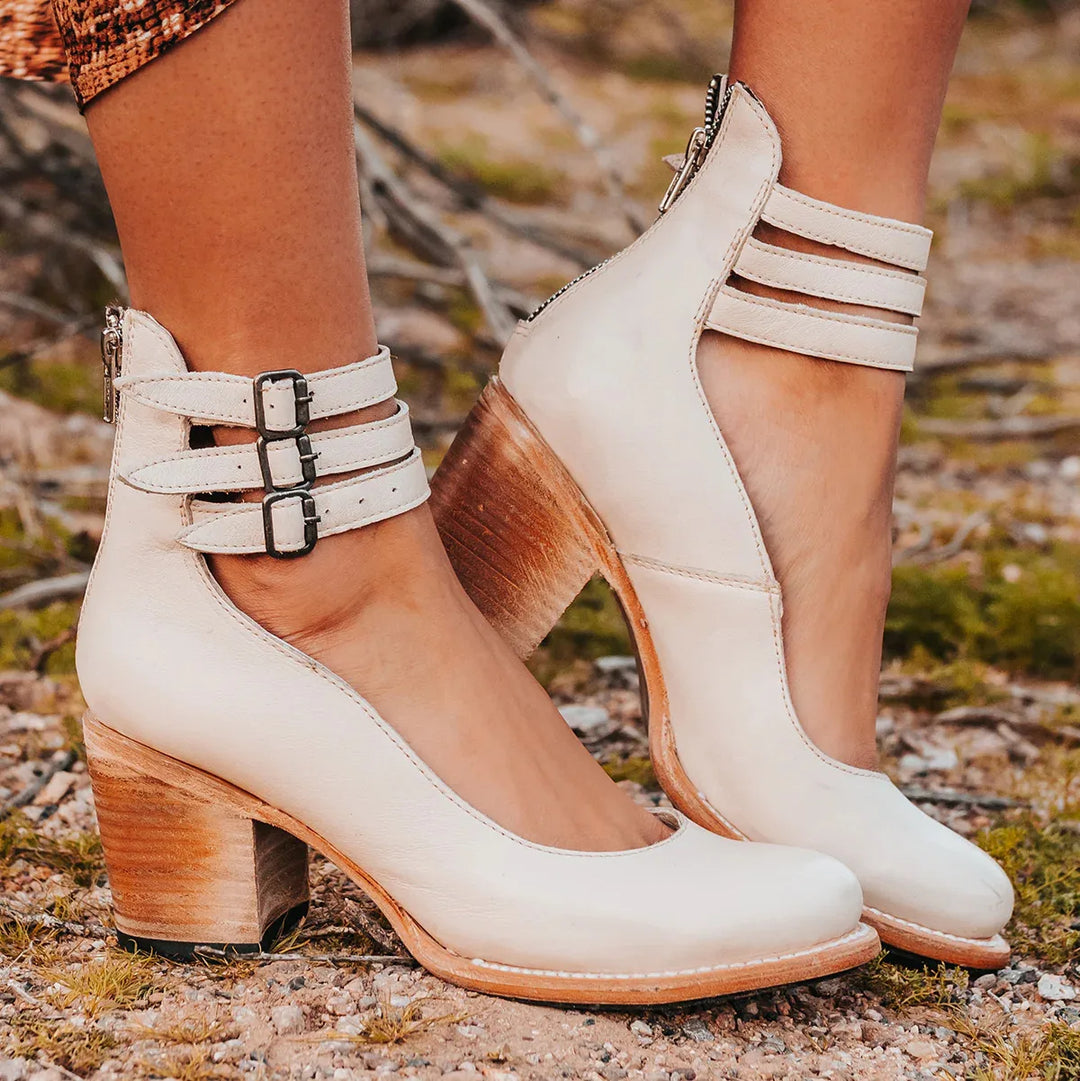 Vintage-Inspired Pumps with Ankle Strap and Chunky Heel