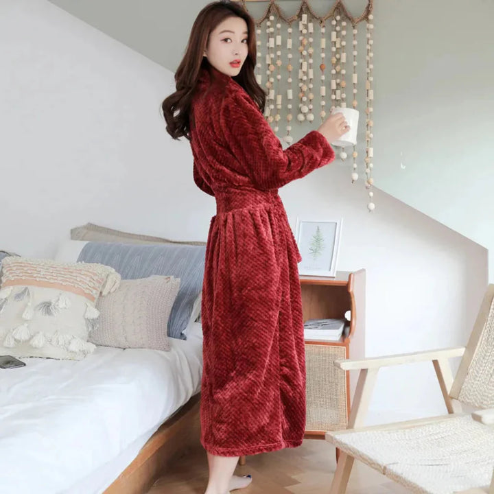 Women’s Plush Hooded Bathrobe