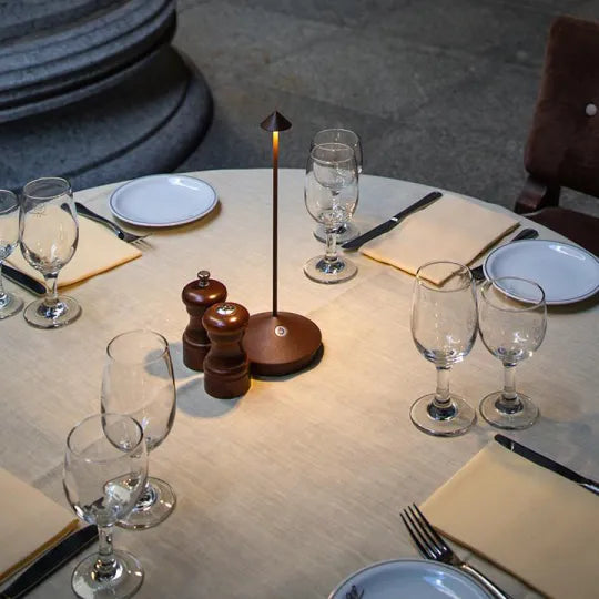 Modern Cordless LED Table Lamp – Stylish Lighting for Any Space