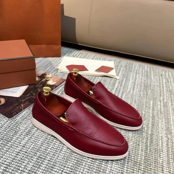 Ladies & Gentlemen Loafers – Elegant All-Round Style