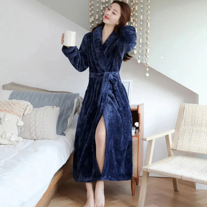 Women’s Plush Hooded Bathrobe