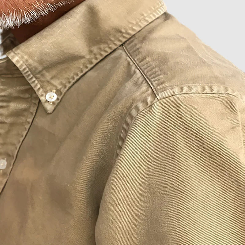 Timeless Classic Men’s Long-Sleeved Shirt – Comfort and Versatility