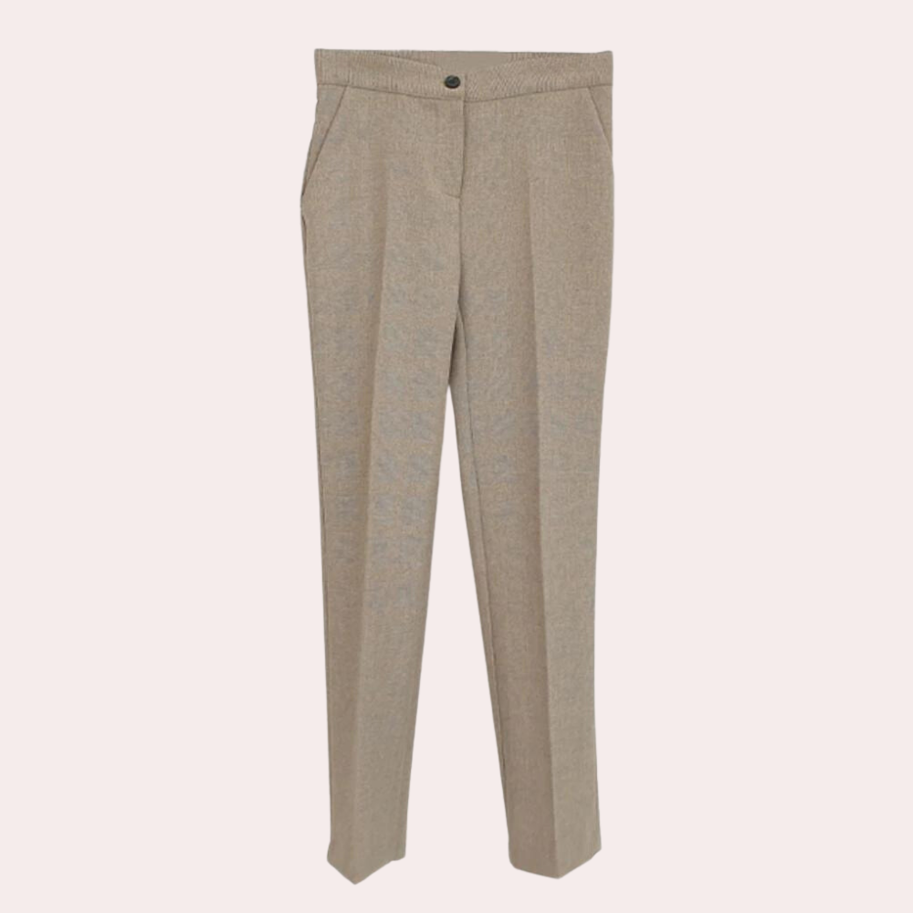 Nova Women’s Suit – Power & Elegance Combined