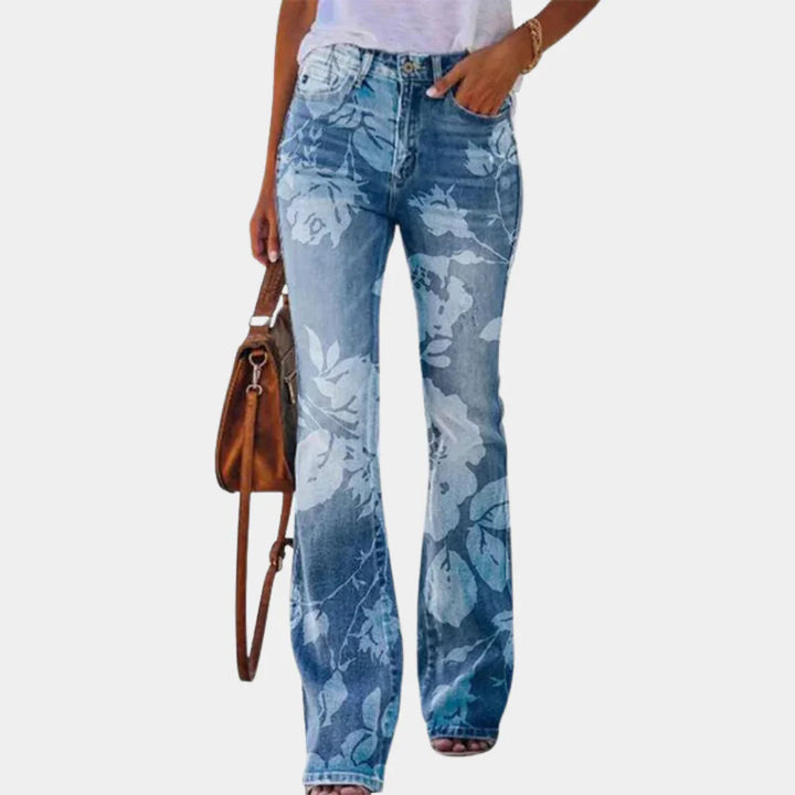 Jeans – Trendy Flared Jeans for a Modern Look