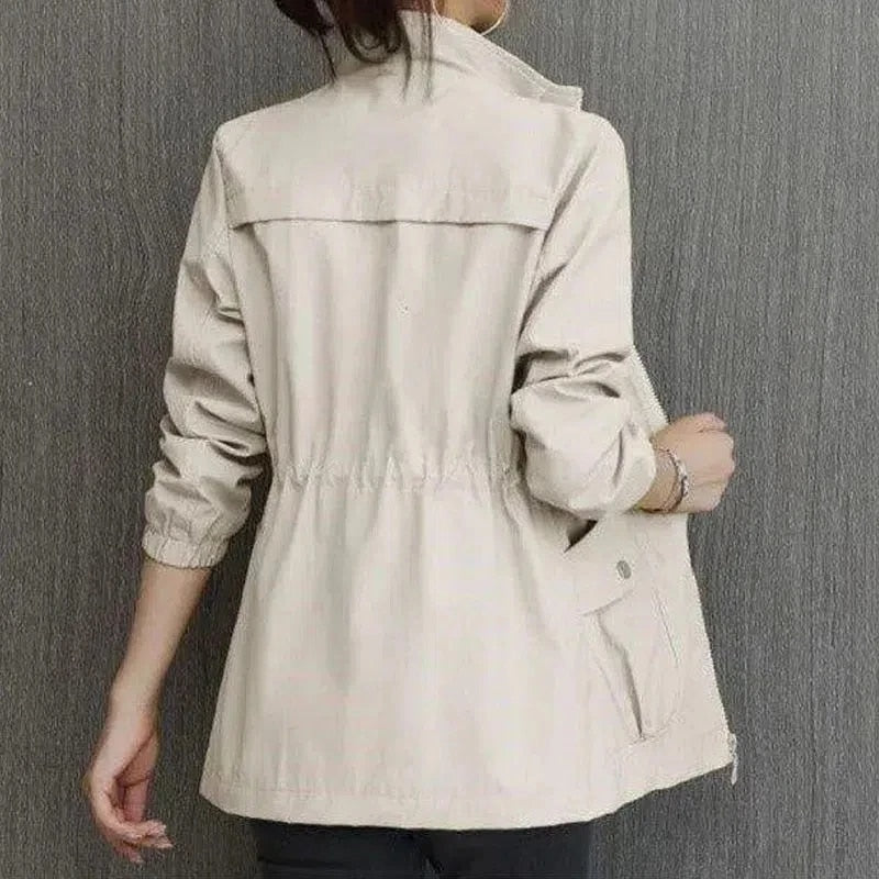 Trench Coat with Front Pockets – Fashion and Function Combined