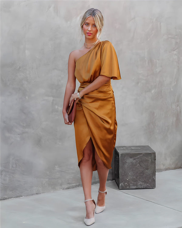 Midi Dress – Elegant and Refined