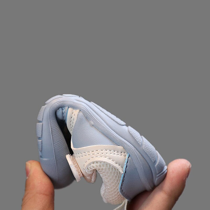 FlexiToes Baby Barefoot Sneakers – Protect and Support Little Feet on Their Adventures