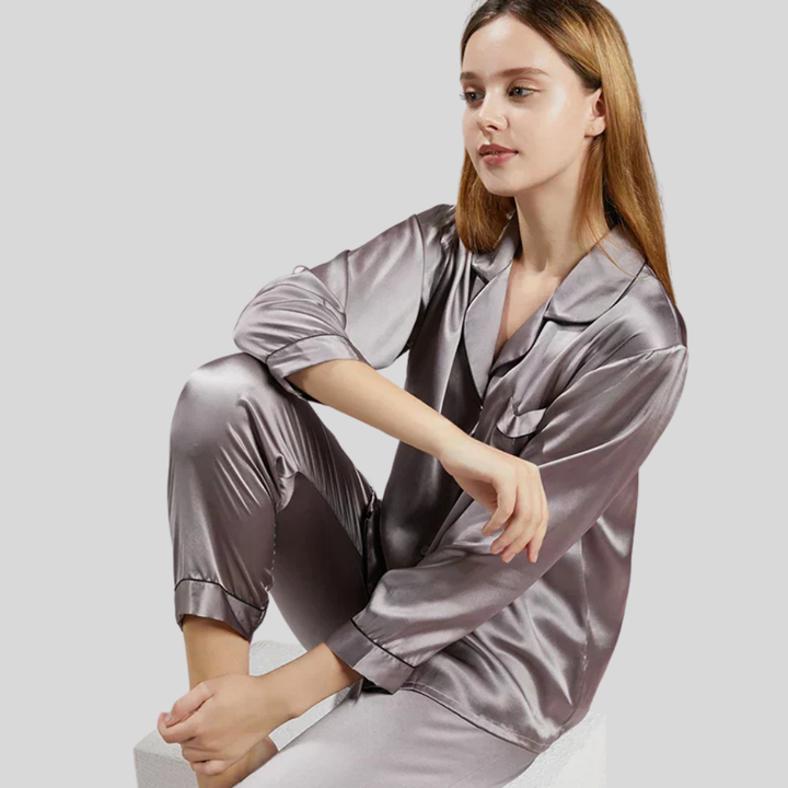 Silk Pyjamas – Elegant Nightwear for Women