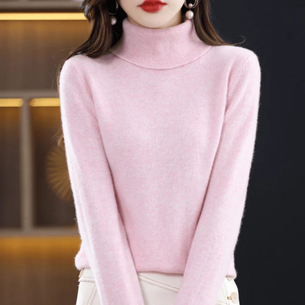 Women’s Fine-Knit Turtleneck Sweater