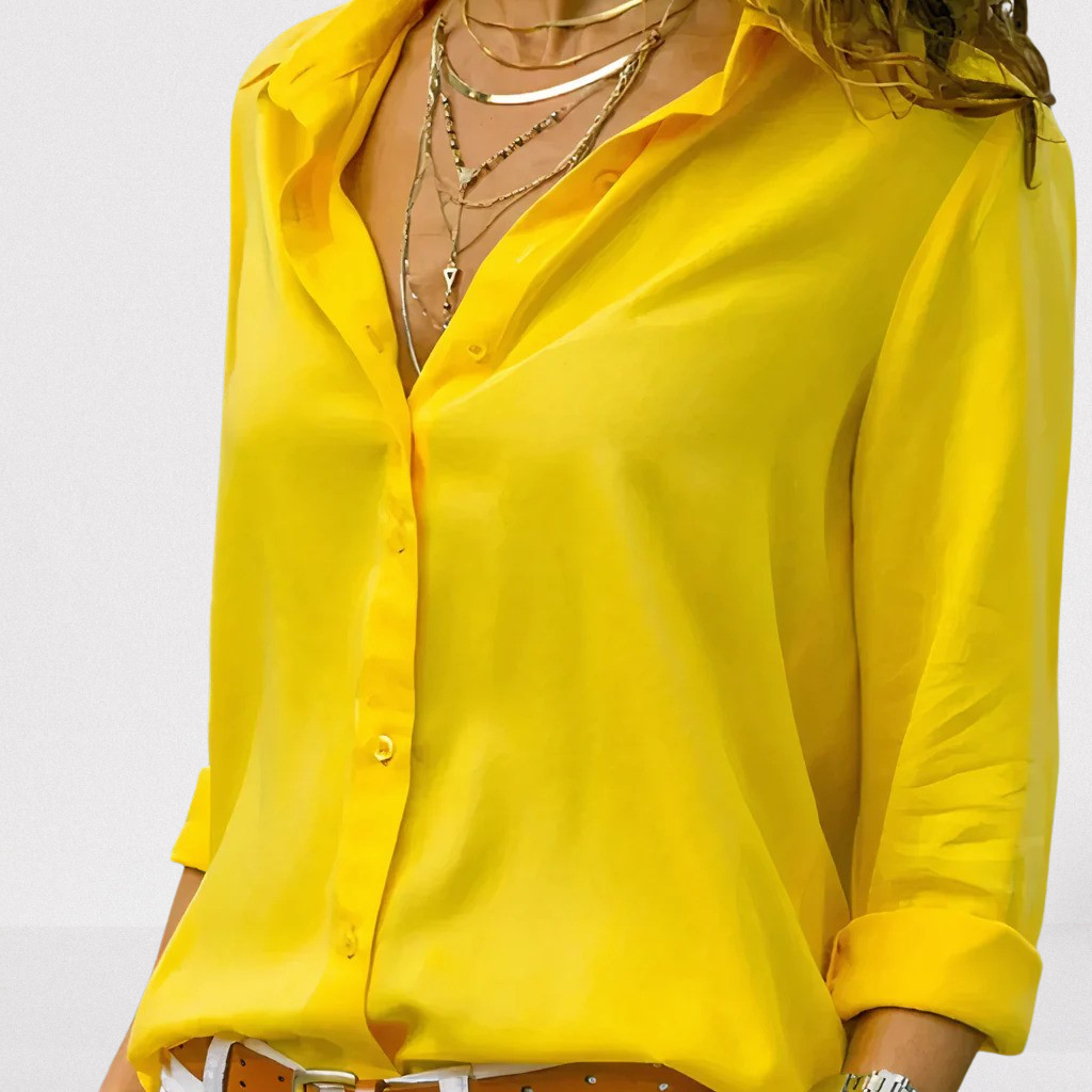 Women's blouse – Elegant and versatile