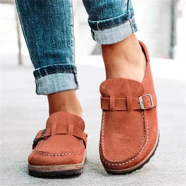 Retro Suede Loafers for Women in Timeless Old Money Style