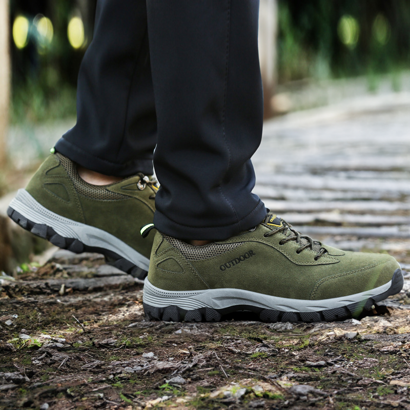Orthopedic walking shoes for men
