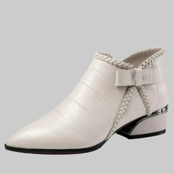 Women’s Low-Heel Ankle Boots – Subtle Height with Everyday Style
