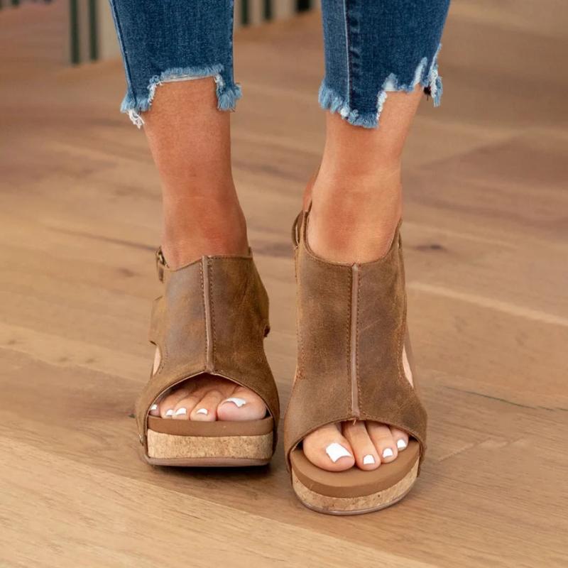 Step into Supportive Sandals – Stylish and Reliable for Everyday Wear