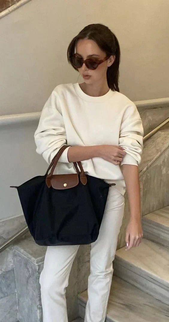 Stylish Women's Shoulder Bag – Practical, Chic, and Versatile