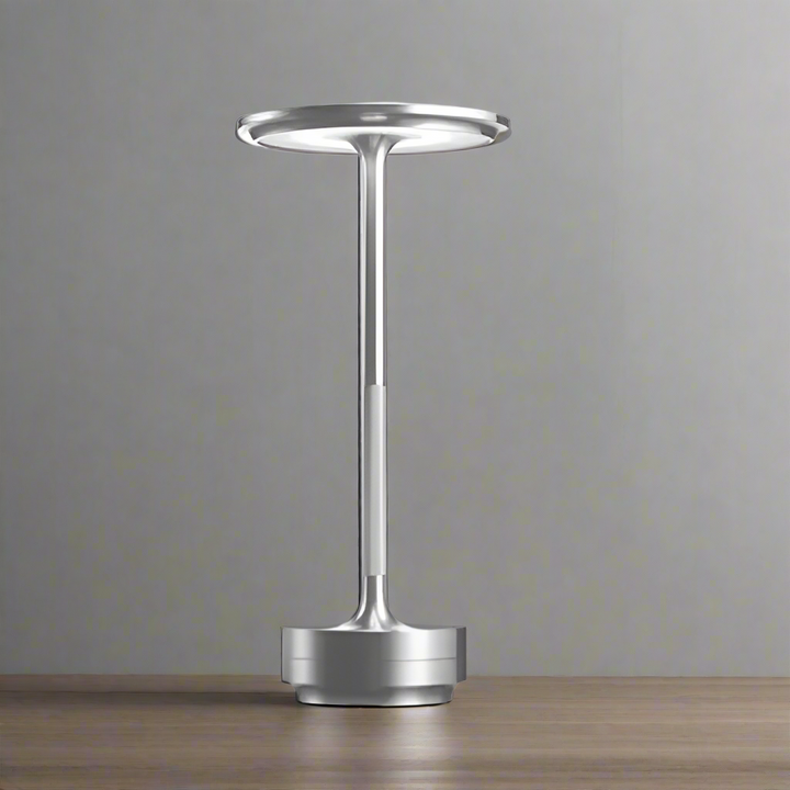 Simple Charging Wireless Table Lamp