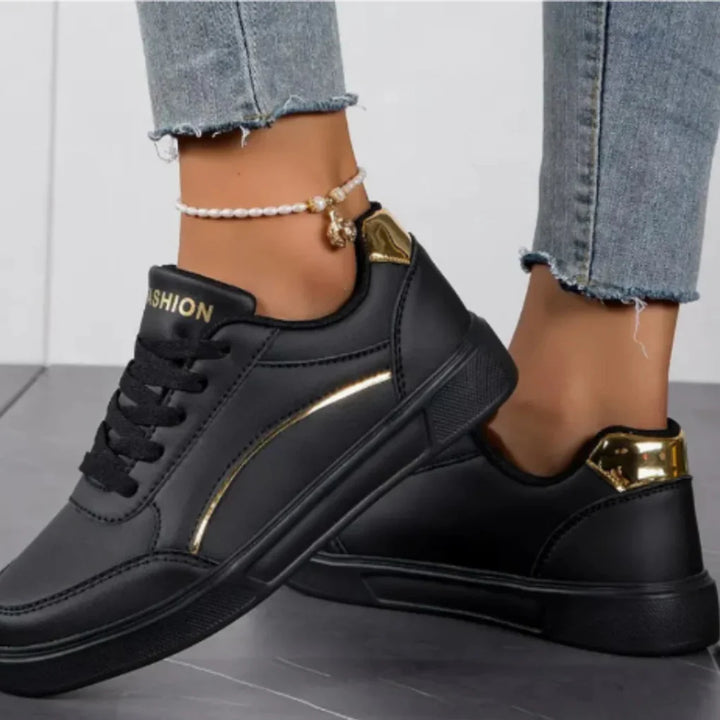 Women’s  Low-Cut Shoes – Relaxed Casual Style