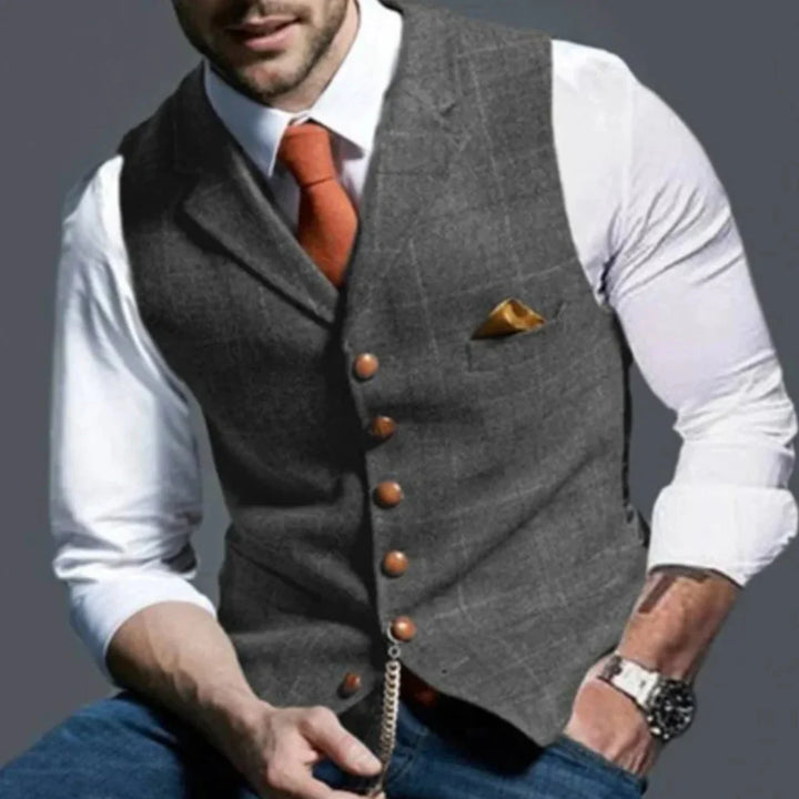 Men’s Vintage Waistcoat – Classic Heritage with Layered Style
